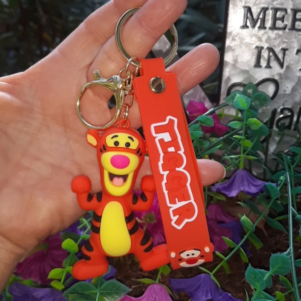 🆕DISNEY'S OFFICIALLY LICENSED TIGGER  KEYCHAIN